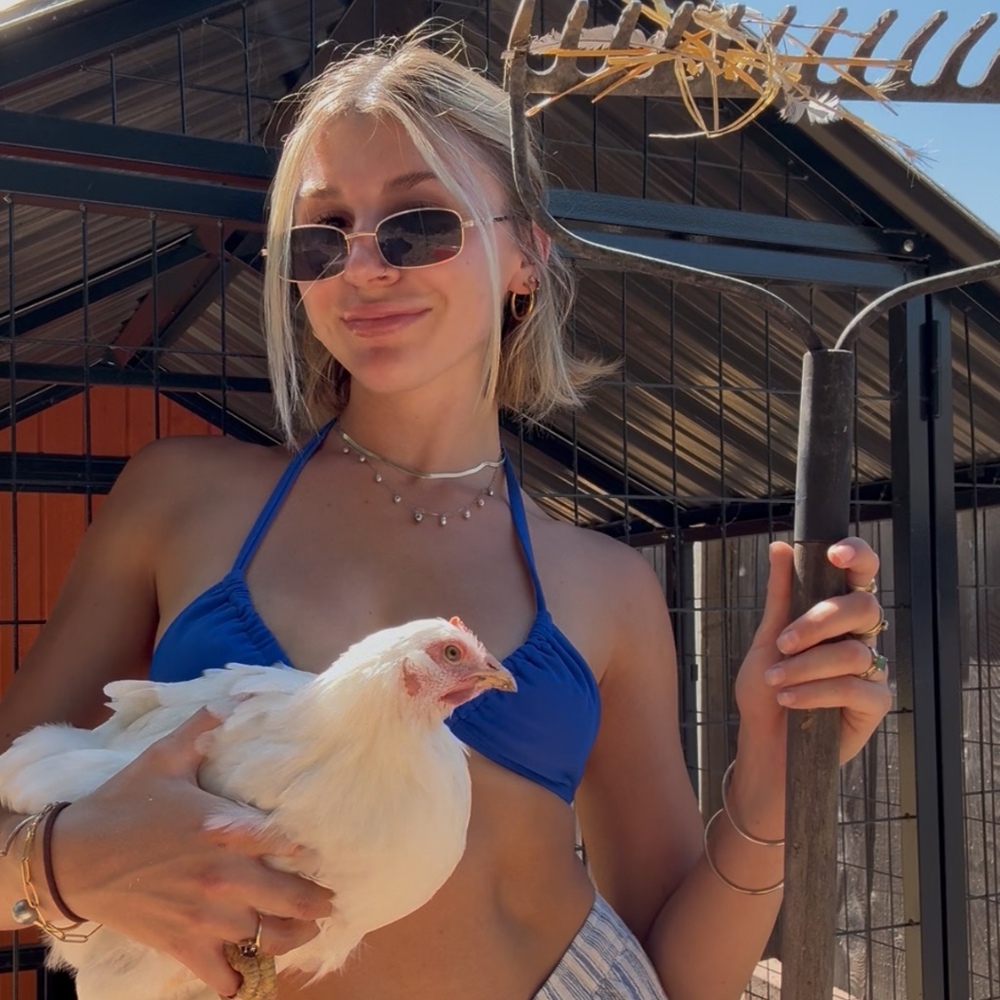 Meet your Posher, Sophia